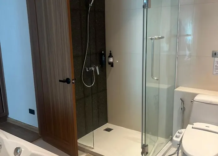 Apartment Stylish In Sukhumvit